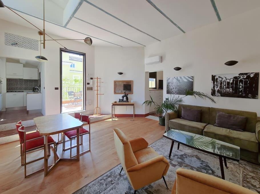 Boutique Penthouse With Terrace, Spanish Steps Rome Exterior photo